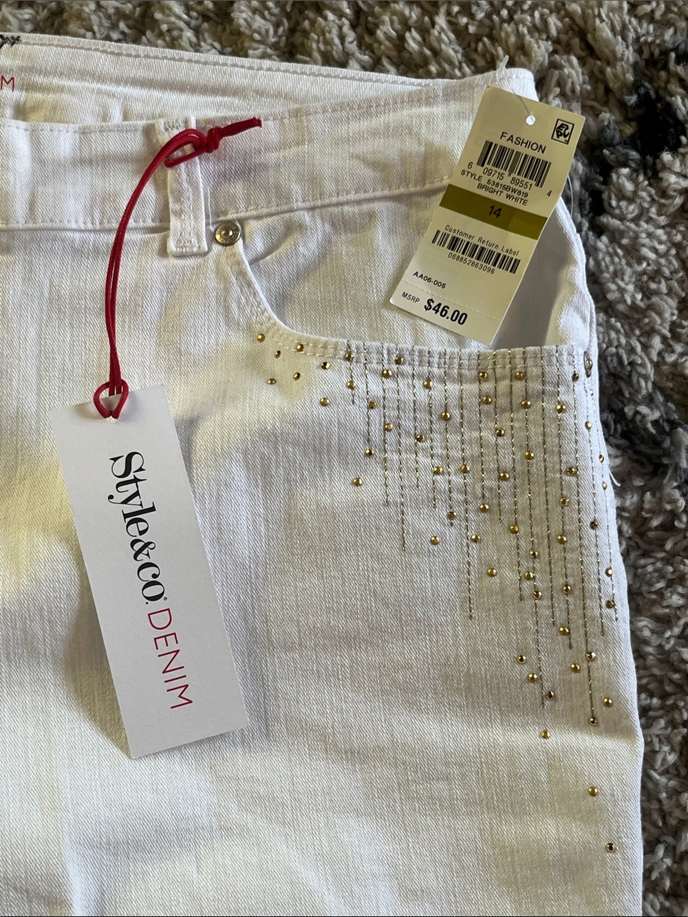 Style & Co. Denim White Rhinestone Embellished Bermuda Shorts NWT Size 14 - Picture 3 of 7
